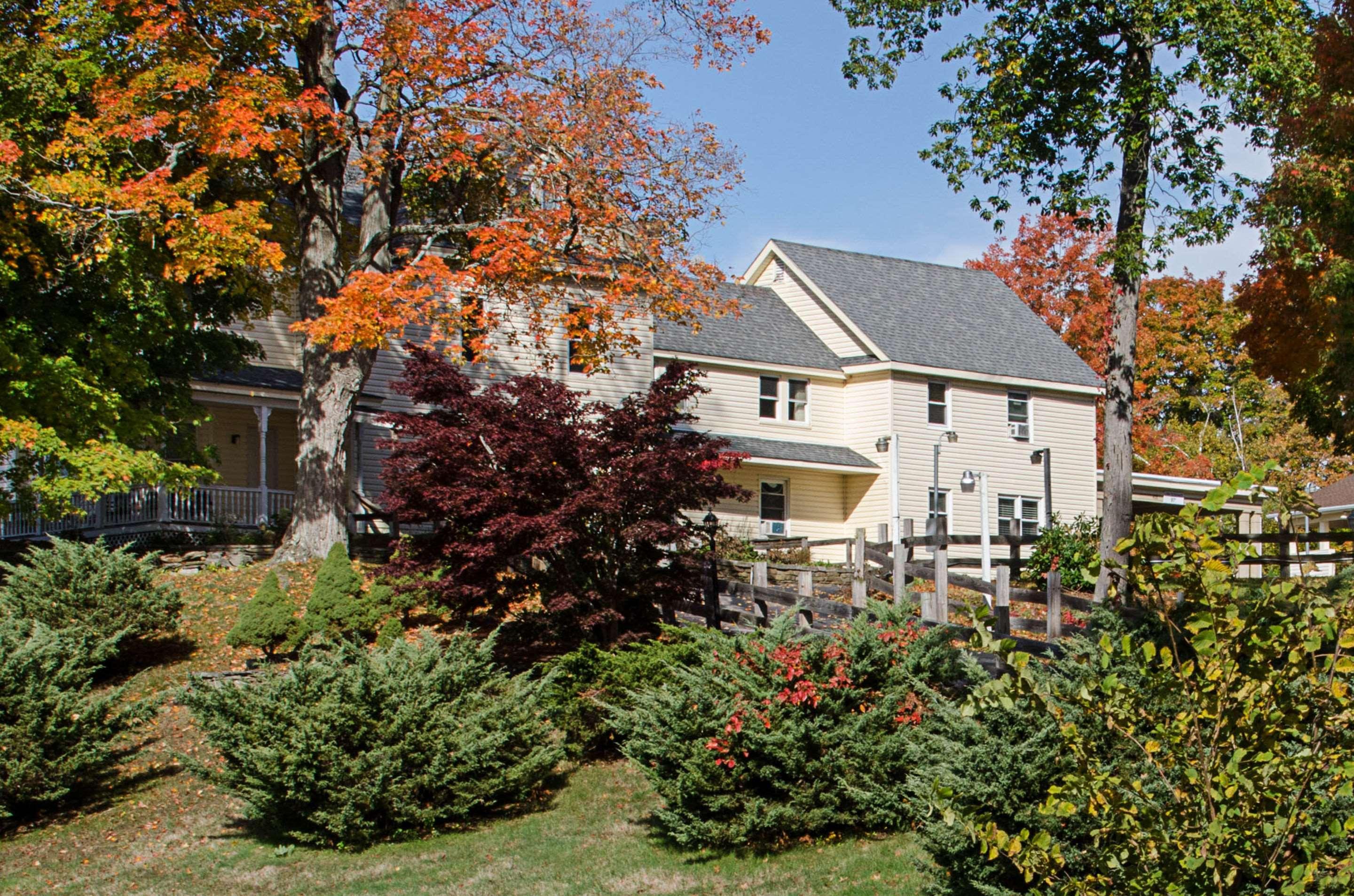 Econo Lodge Sturbridge Route 20 Exterior foto